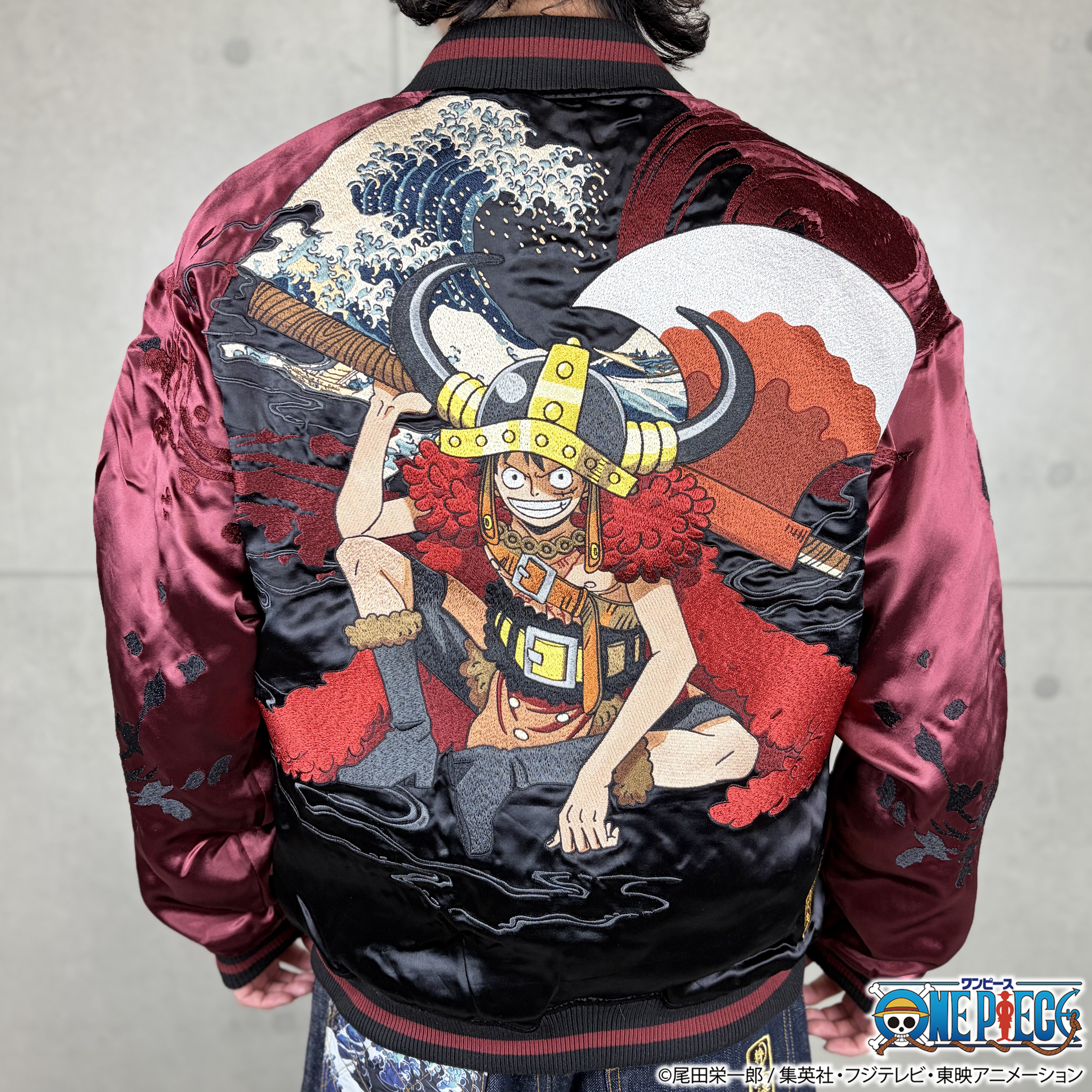 予約品【7月末頃までにお届け予定】【ONE PIECE×絡繰魂】ルフィ(エルバフ)リバーシブルスカジャン 262050